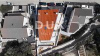 MALI LOŠINJ, CENTER - Edinstven penthouse 100m od morja!