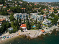 OPATIJA CENTER - luksuzno stanovanje prva vrsta do morja, unikatno ure