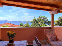 Crikvenica - apartma z zasebnim vrtom