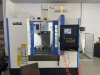 CNC rezkalni stroj Borui VMC 850 *NOVO*