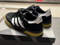 Adidas HB Spezial 44 2/3