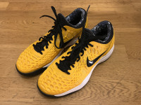 Nike Air Zoom Cage 3 HC University Gold