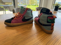 NIKE BLAZER št. 43