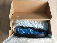 ORIGINAL VANS LIGHTNING BLACK & BLUE NIZKE SUPERGE VELIKOST 44 NOVO!