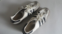 VINTAGE ADIDAS SUPERGE UNIVERSAL ŠT.40/41