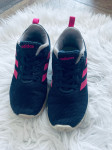 OTROSKA OBUTEV ADIDAS 26 1/2,cena 15€