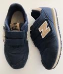 Temno modri sneakersi New Balance velikost 32