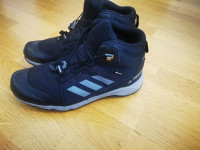 Superge adidas goretex