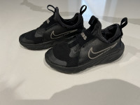 Superge Nike