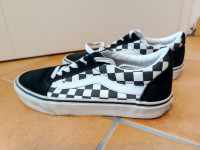 Vans, športni copati, št.38,5