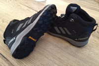 adidas terrex st.35.5