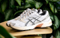 ASICS Gel 1130 nove superge št. 40