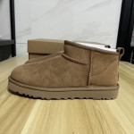 UGG Classic Ultra Mini Boot