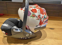 Cybex Cloud Z i-Size (Spring Blossom)