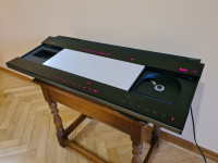 Bang & Olufsen BeoCenter 9000