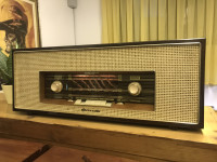 QUELLE GmbH Universum Simonetta W334 STEREO