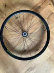 sprednje kolo cube ra 1.9 aero disc 28’