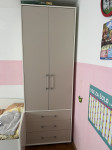 Prodam odlično ohranjeno omaro za otroško sobo