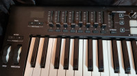 Novation launchkey 61 MIDI keyboard klaviatura