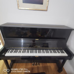 PIANINO YAMAHA UG1