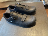 Bontrager Foray MTB kolesarski čevlji
