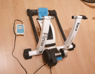 Trenažer Tacx Flow