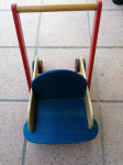 Montessori voziček Walker Wagon znamke Haba