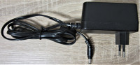 Napajalnik YS-1015-T12, AC/DC adapter (220V / 12V)