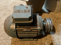 Prodam elektromotor 4 kW