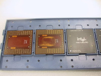 Intel Pentium Pro 200MHz 1MB cache SL25A Socket 8 RETRO