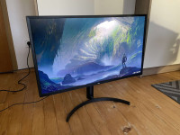 Monitor LG 32 inch 4K Brezhiben, Kot nov!