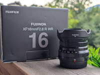 Objektiv Fujifilm XF 16mm f2.8 R WR (še v garanciji)
