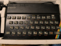 Retro računalnik Sinclair ZX Spectrum 48K