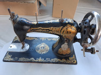 Šivalni stroj- the newshuttle sewing machine