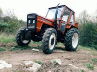 Kupim sprednjo masko za traktor Štore 504