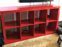 Kallax omara ikea rdeca 4x2 predala