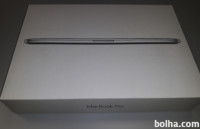 Apple MacBook Pro 13,3' (model 2017) škatla