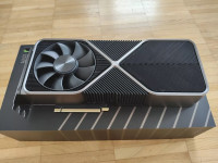 Grafična kartica NVIDIA GeForce RTX 3090 Founders Edition 24 GB GDDR6X