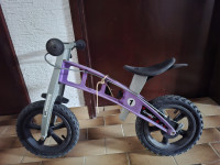 Poganjalček FirstBIKE KROS vijoličen z zavoro