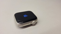 Apple Watch Series 8, GPS 41mm (ZAKLJENJENA)