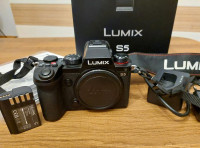 Panasonic Lumix S5 Full Frame z nastavkom L  Brez Sony Alpha