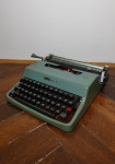 Olivetti Lettera 32, 1972. Pisalni stroj