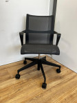 Refurbished Herman Miller Setu - Črna