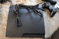 PS3 + controller (rabljeno)