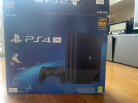 PLAY STATION 4 PRO, 2 KONTROLERJA IN IGRE