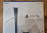 Sony PlayStation 5 Slim disk + 2 joysticka 3 igrica + slušalice novo