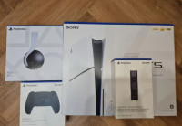 Sony PlayStation 5 Slim disk + 2 joysticka 3 igrica + slušalice novo