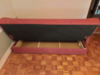 Počivalnik - raztegljivi kavč (praktično nov!)