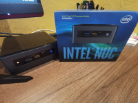 Intel NUC 8i5BEH