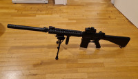 Airsoft puška SR25 + dodatki
